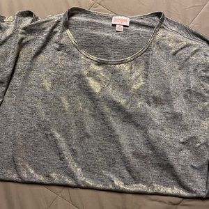Short Sleeved LuLaRoe shirt